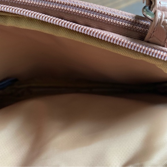 Multi Sac Purse Floral Embossed Crossbody Bag Tan Adjustable Strap Zip Pockets - Picture 5 of 15